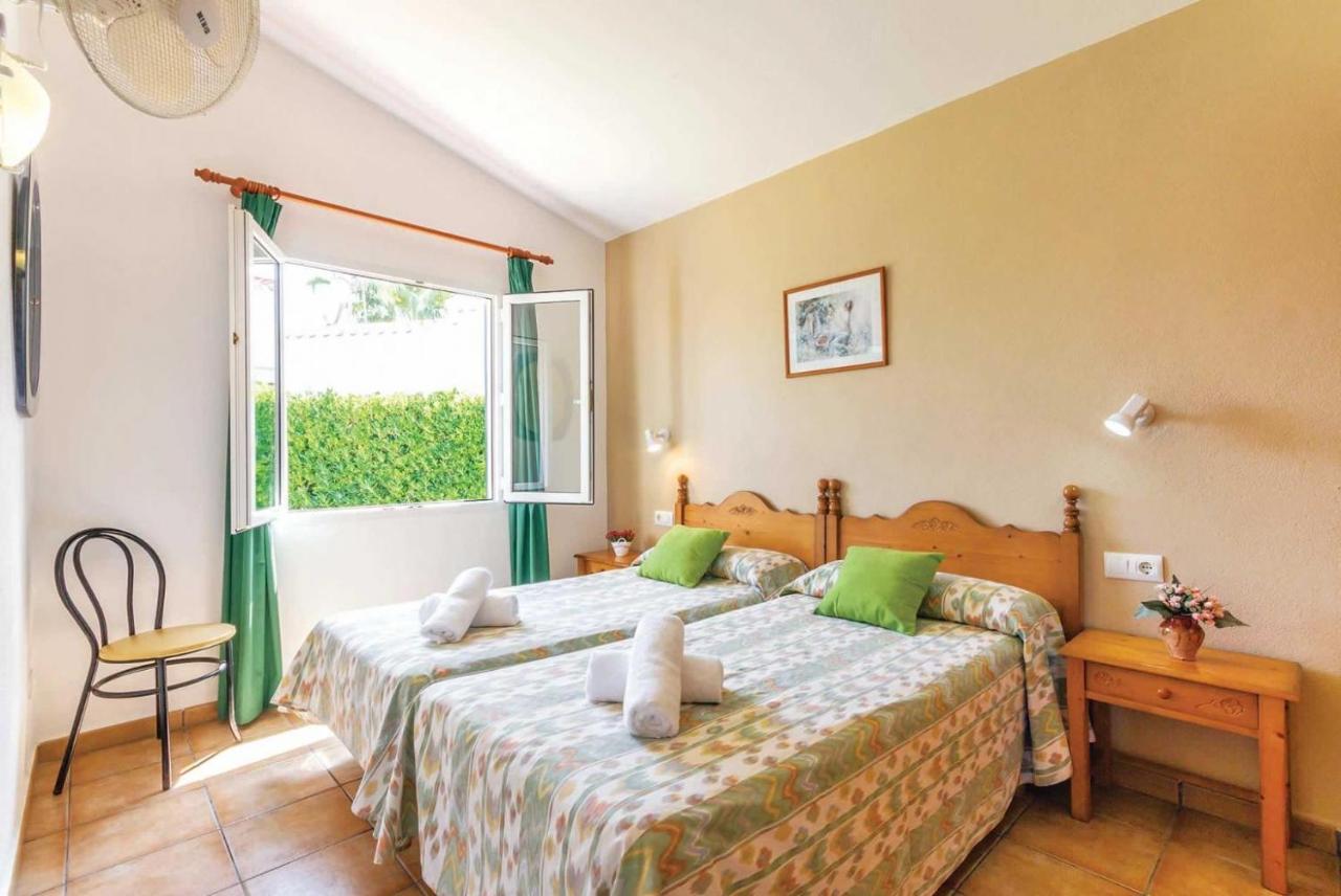 Villa Juana Cala'N Bosch  Extérieur photo
